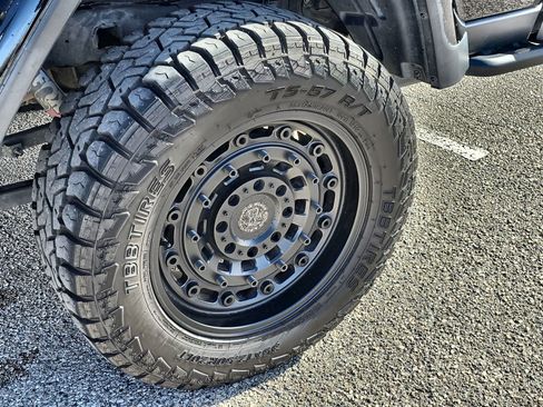 Used 2020 Jeep Gladiator Rubicon image 11