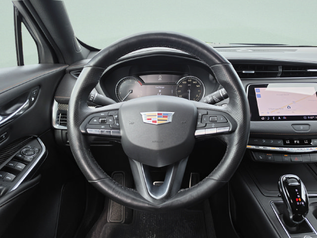 Used 2020 Cadillac XT4 Sport w/ LPO, Midnight Sport Package FWD image 19
