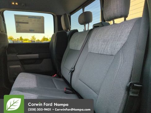 New 2026 Ford F250 XLT w/ XLT Premium Package AWD/4WD image 24