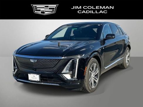 Used 2025 Cadillac Lyriq Luxury AWD/4WD image 1