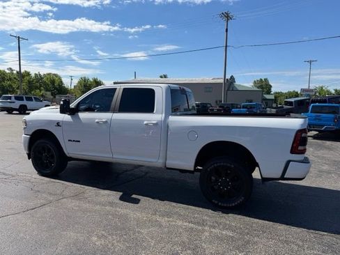 Used 2024 RAM 2500 Laramie w/ Night Edition AWD/4WD image 15