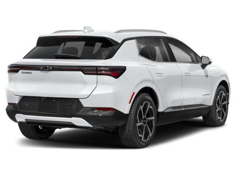 New 2026 Chevrolet Equinox EV LT image 11