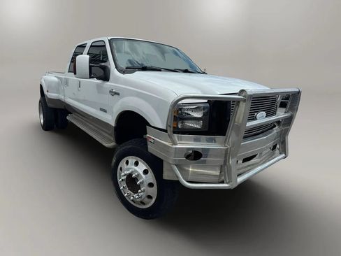 Used 2005 Ford F350 King Ranch AWD/4WD image 2