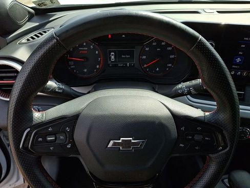 Used 2024 Chevrolet Trax RS w/ Driver Confidence Package image 18