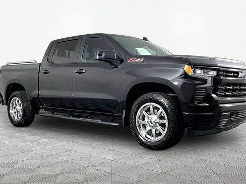 Certified 2025 Chevrolet Silverado 1500 RST w/ Z71 Off-Road Package AWD/4WD image 3