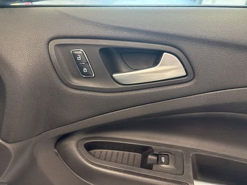 Used 2015 Ford Escape SE AWD/4WD image 24