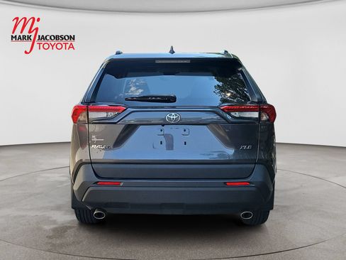 Used 2023 Toyota RAV4 XLE FWD image 6