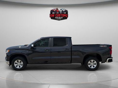 Used 2023 Chevrolet Silverado 1500 LT AWD/4WD image 4