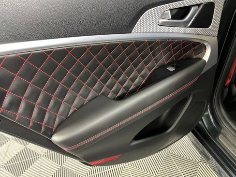 Used 2023 Genesis G70 3.3T w/ Sport Prestige Package image 29