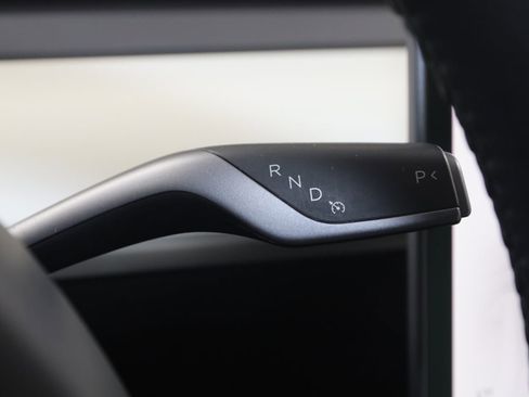 Used 2022 Tesla Model 3 Performance image 7