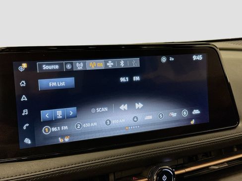 Used 2024 Nissan Ariya AWD image 21