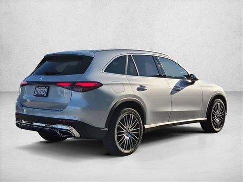 Certified 2026 Mercedes-Benz GLC 300 image 5