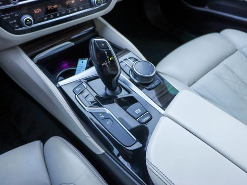 Used 2018 BMW 540i image 41