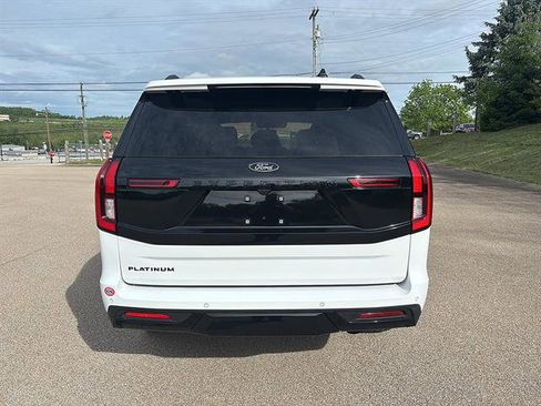 Certified 2025 Ford Expedition Platinum w/ Stealth Appearance Package AWD/4WD image 3