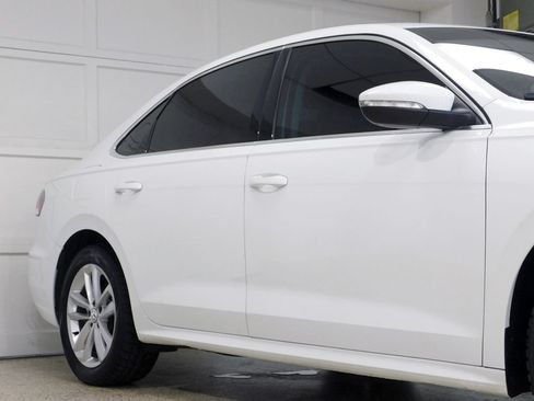 Used 2020 Volkswagen Passat 2.0T SE FWD image 8