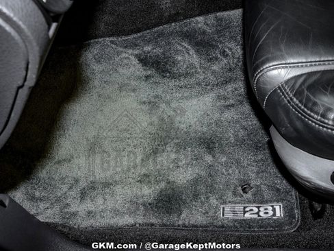 Used 2005 Ford Mustang GT image 95