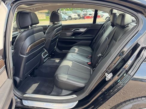 Used 2017 BMW 740i xDrive AWD/4WD image 28