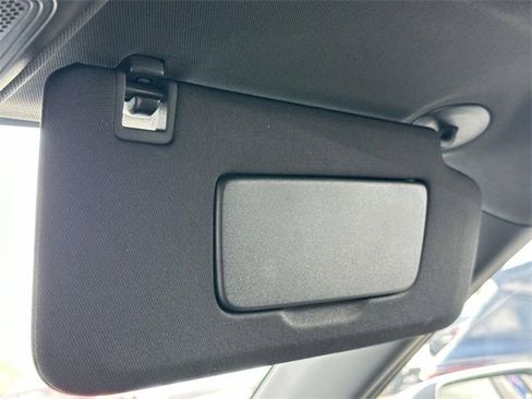 New 2026 Chevrolet Equinox LT w/ Convenience Package II image 32