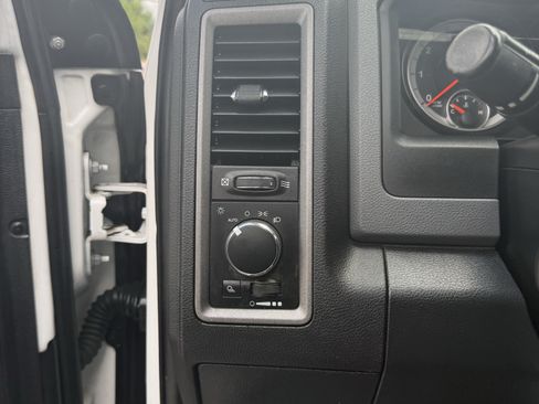 Used 2017 RAM 1500 Tradesman w/ Popular Equipment Group AWD/4WD image 17