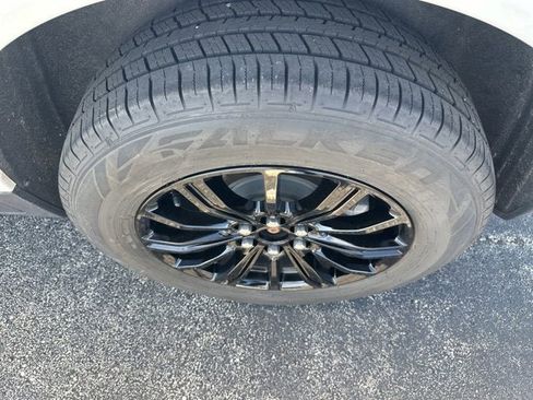 Used 2018 Cadillac XT5 Luxury AWD/4WD image 22