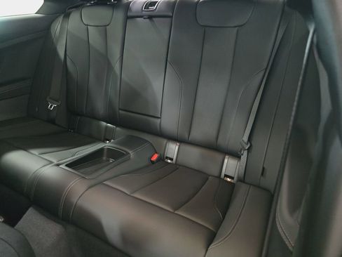 Used 2025 BMW 230i Coupe w/ M Sport Package image 13