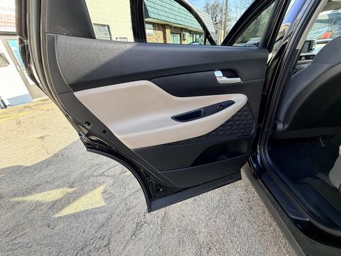 Used 2020 Hyundai Santa Fe SE w/ Cargo Package image 34