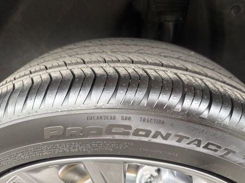 Used 2025 Acura ADX A-Spec image 12