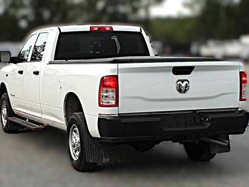 Used 2022 RAM 2500 Tradesman RWD image 4