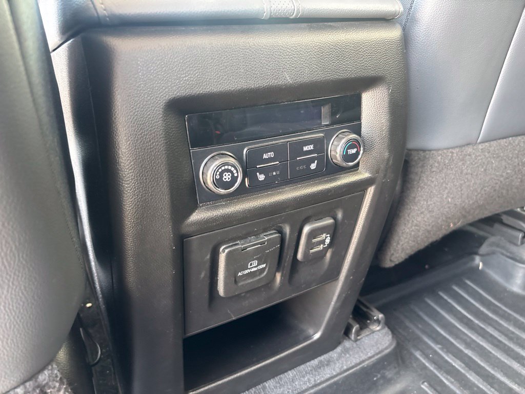 Used 2021 Chevrolet Traverse Premier AWD/4WD image 29