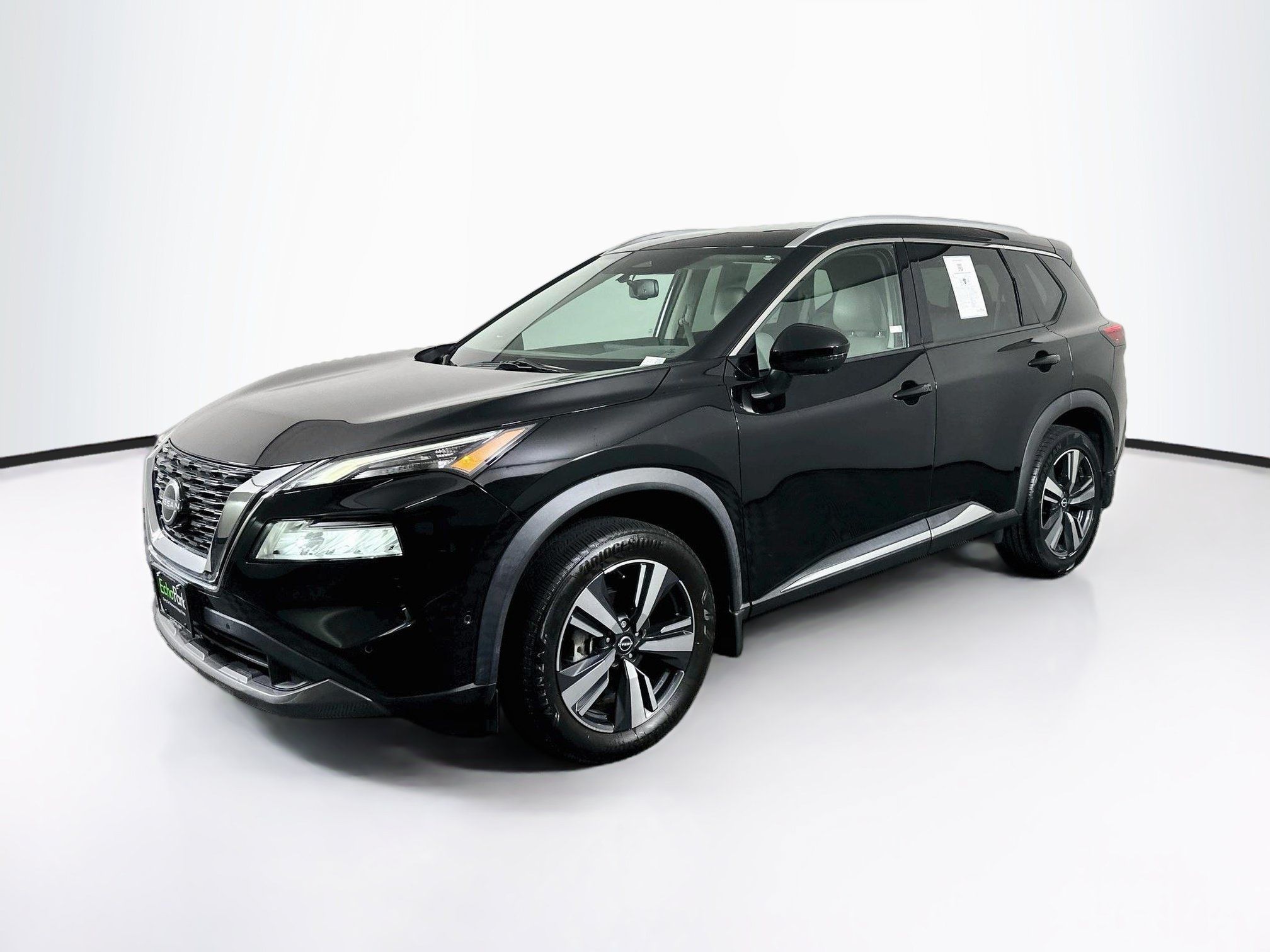Used 2023 Nissan Rogue SL w/ SL Premium Package FWD image 3