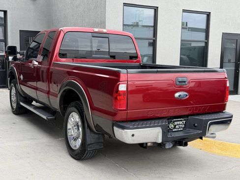 Used 2015 Ford F250 Lariat w/ Chrome Package image 9