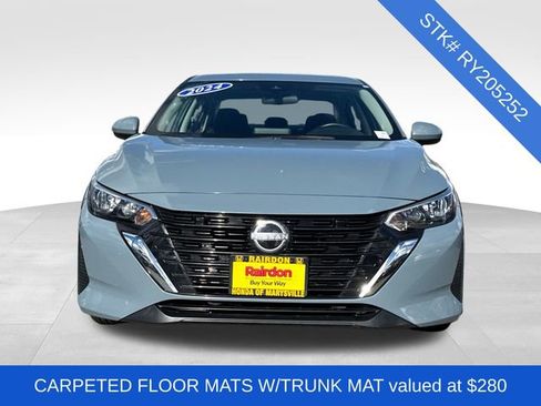 Used 2024 Nissan Sentra SV image 2