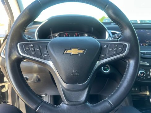 Used 2022 Chevrolet Equinox LT FWD image 17