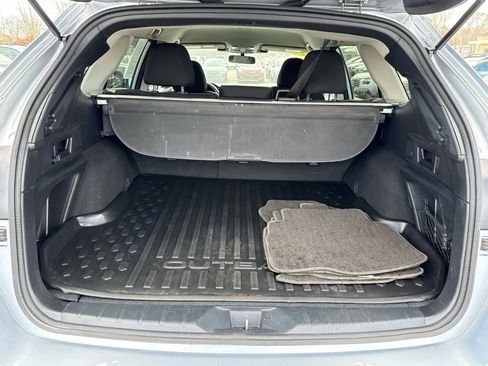 Used 2023 Subaru Outback Premium image 11