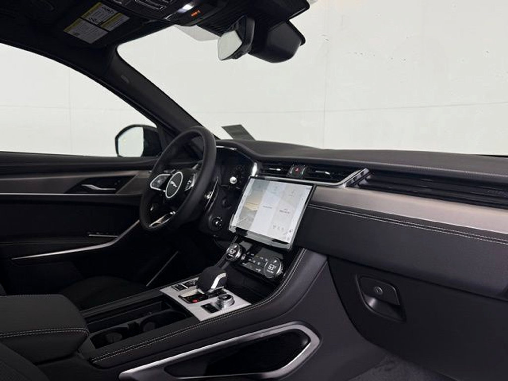 New 2026 Jaguar F-PACE R-Dynamic S AWD/4WD image 18