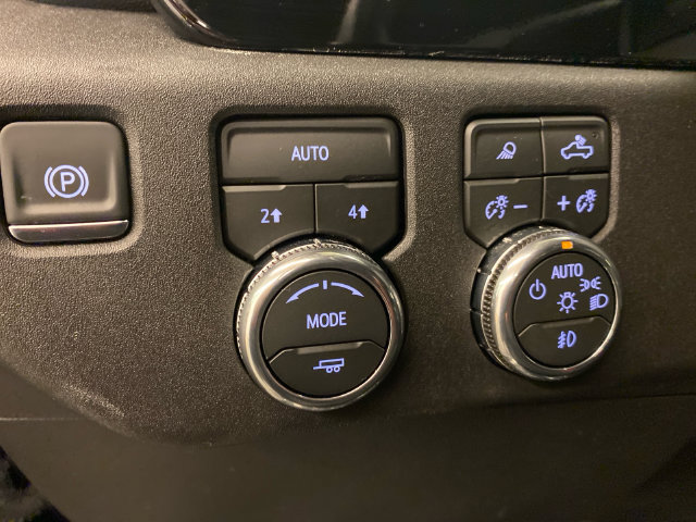 Used 2026 GMC Sierra 1500 SLT AWD/4WD image 27