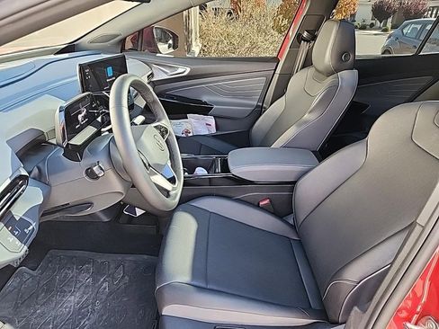 Used 2023 Volkswagen ID.4 Pro S image 3