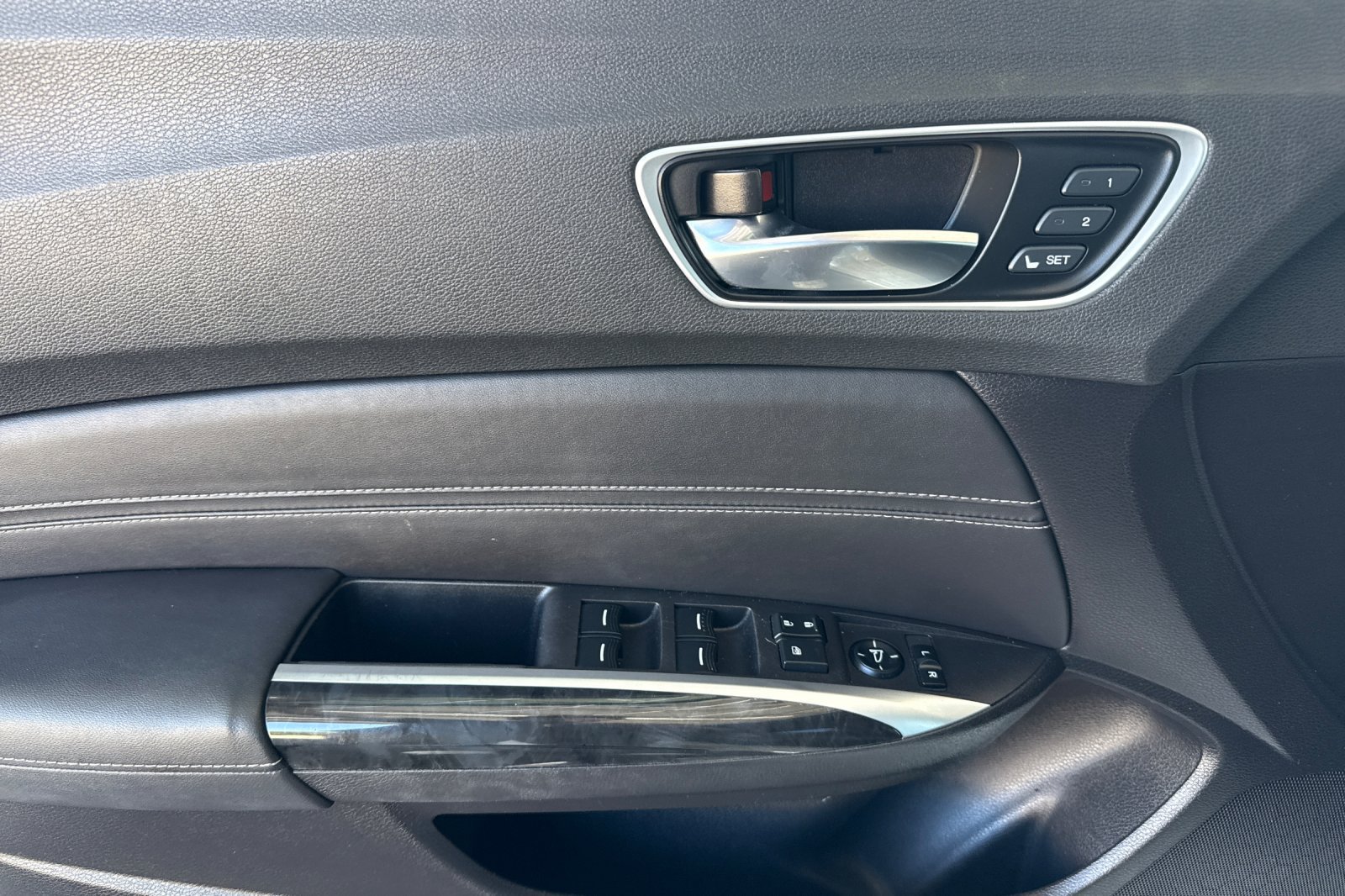 Used 2020 Acura TLX w/ Technology Package AWD/4WD image 17