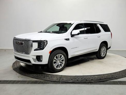 Used 2024 GMC Yukon Denali image 3