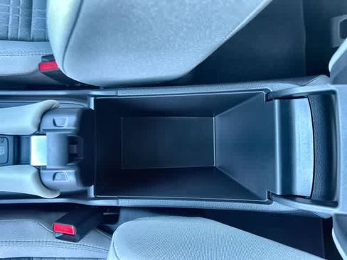 Used 2023 Honda HR-V LX image 27