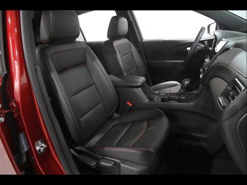 Certified 2024 Chevrolet Equinox RS w/ RS Leather Package AWD/4WD image 18