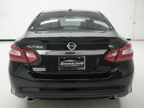 Used 2016 Nissan Altima 2.5 SL FWD image 5