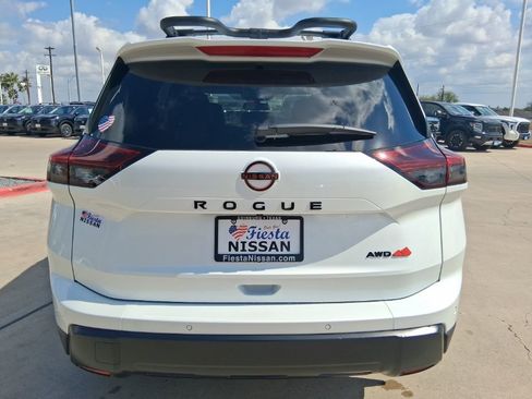 New 2026 Nissan Rogue SV w/ Rock Creek Premium Package AWD/4WD image 6