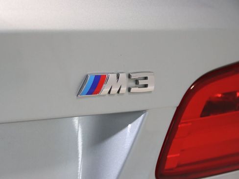 Used 2011 BMW M3 Convertible RWD image 10