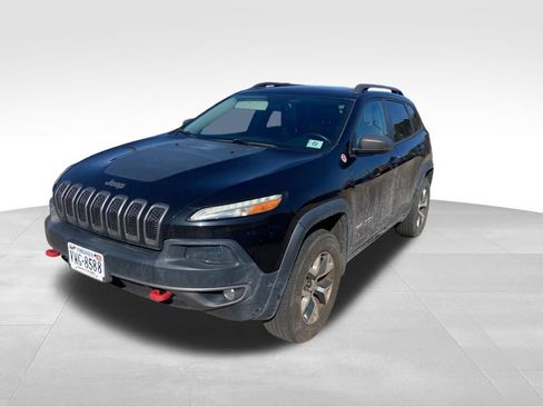 Used 2015 Jeep Cherokee Trailhawk w/ Comfort/Convenience Group image 2