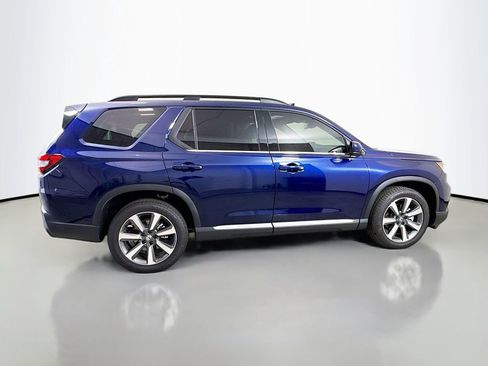Used 2025 Honda Pilot Elite image 9