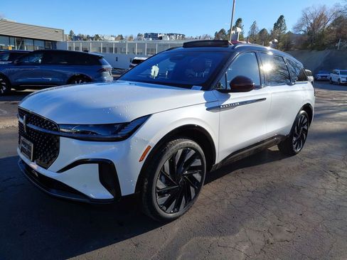 New 2026 Lincoln Nautilus Reserve AWD/4WD image 3