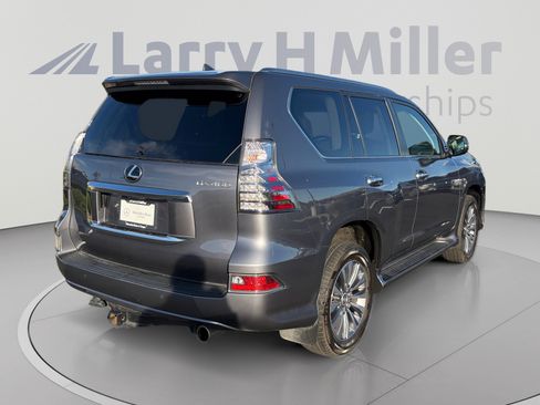 Used 2020 Lexus GX 460 Luxury w/ Accessory Package AWD/4WD image 5