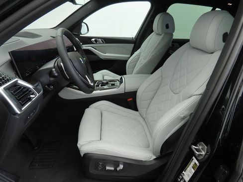 New 2026 BMW X5 xDrive40i w/ Premium Package AWD/4WD image 19