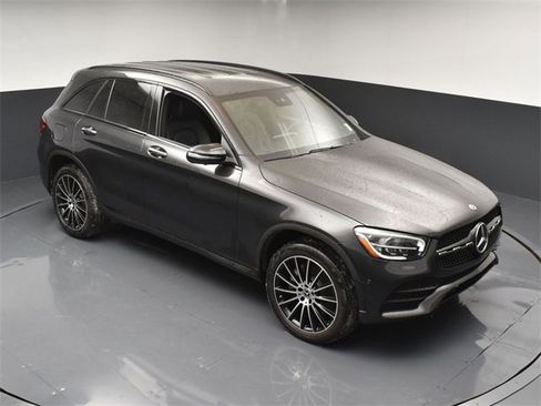 Used 2022 Mercedes-Benz GLC 300 image 40